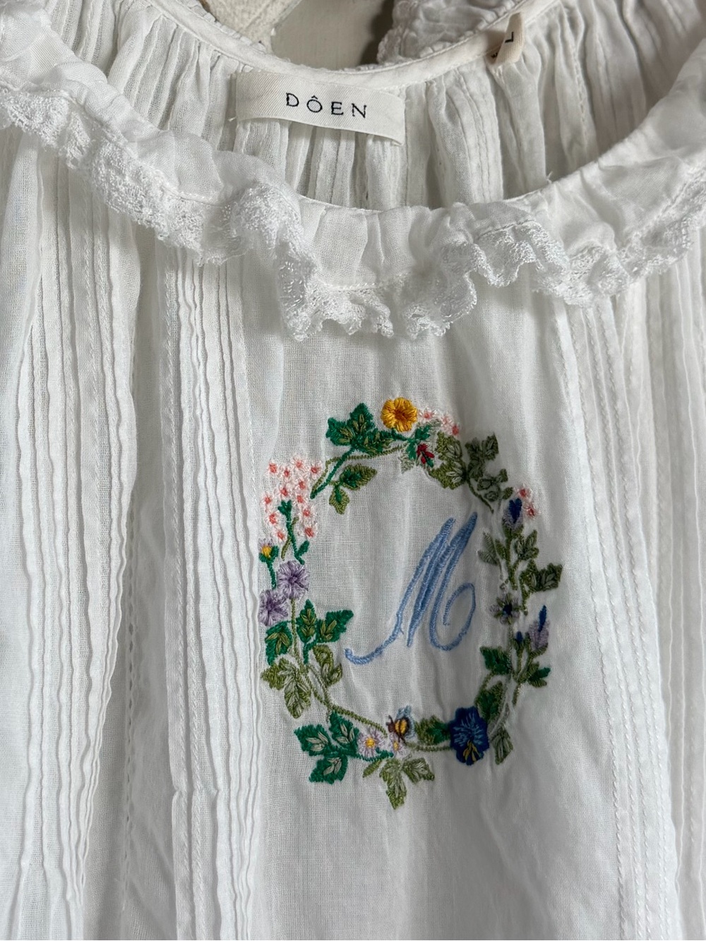 DOÉN “Heirloom Monogram” Nightgown, White, Embroidery Monogram, “M” Size L - Picture 6 of 15